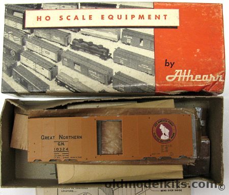 Athearn 1/87 40' AAR Steel Box Car Great Northern - HO Craftsman Kit with Sprung Metal Trucks plastic model kit